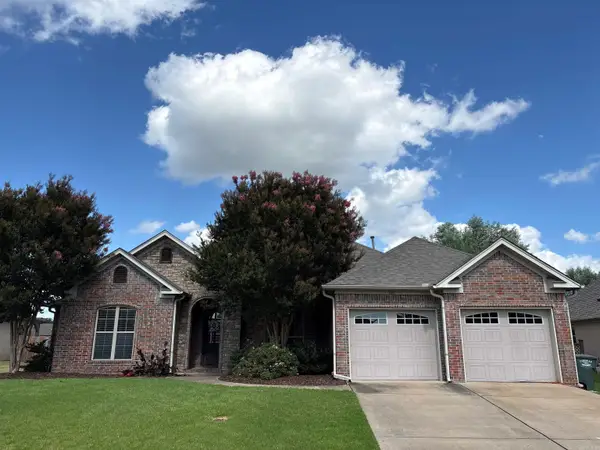 230 Chapel Creek, Conway, AR 72034