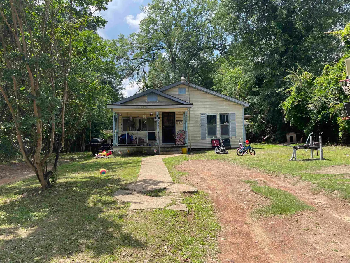 Address Withheld By Seller, Camden, AR 71701 - #1