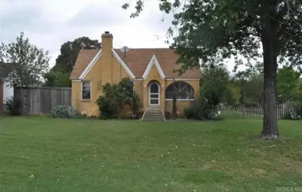 1415 Parkway Drive, North Little Rock, AR 72118