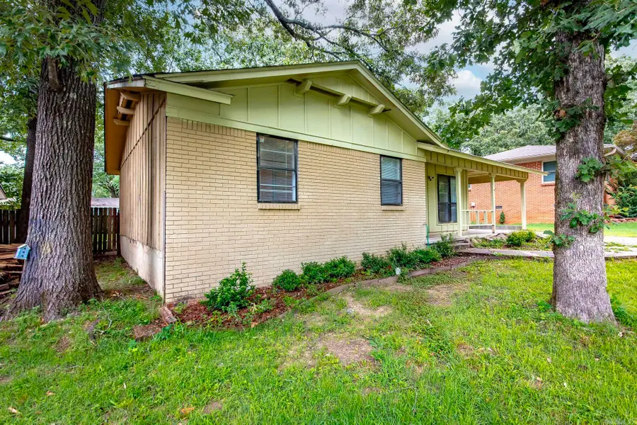 8713 Merrymen Road, Sherwood, AR 72120 - #2