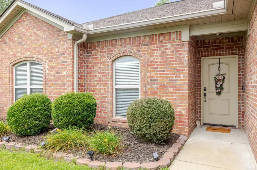 301 Sandlewood Drive, Benton, AR 72015 - #2