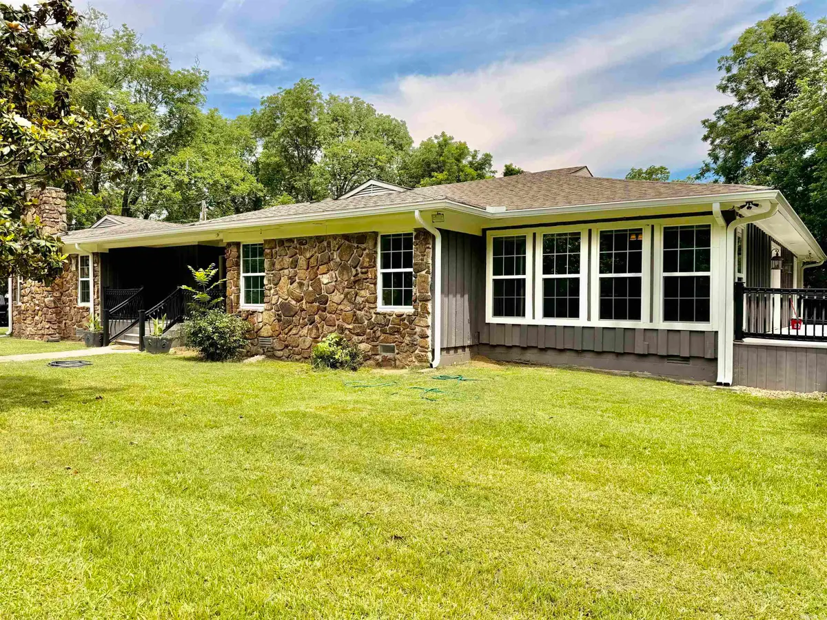 1407 S Trotter, Dermott, AR 71638 - #1