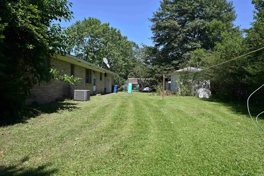 8305 E Cherry Street, Benton, AR 72015 - #3