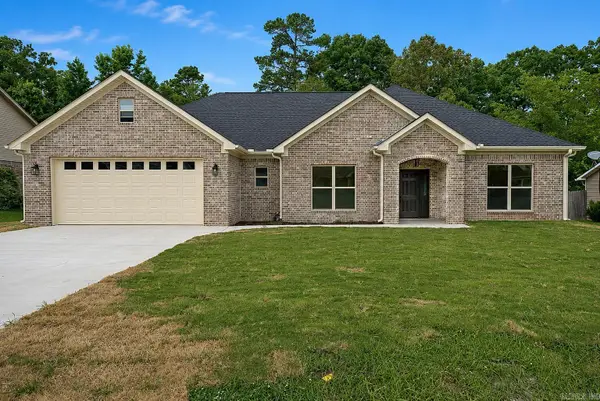 357 Regal Oaks, White Hall, AR 71602