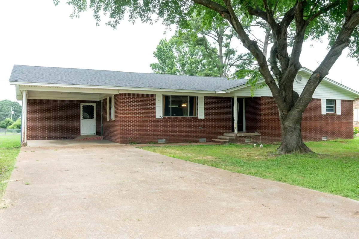 904 W College, Beebe, AR 72012 - #1