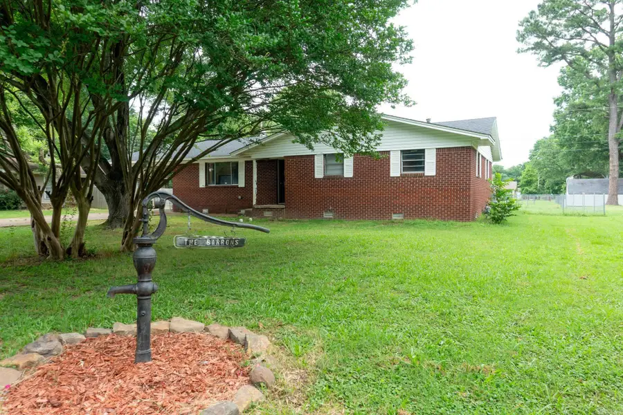 904 W College, Beebe, AR 72012 - #2
