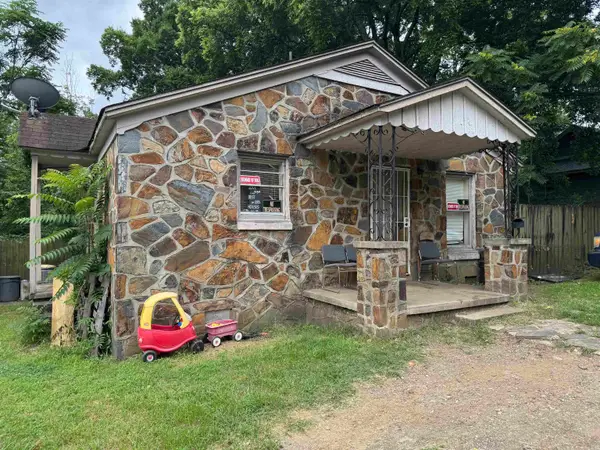 2118 W 18th Street, North Little Rock, AR 72114