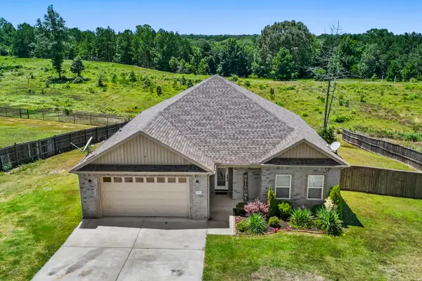 26543 S Sardis Road, Bauxite, AR 72011