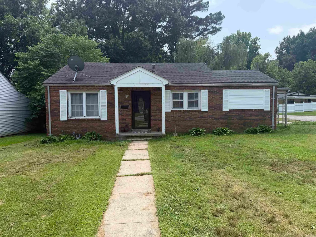 794 W Davis Street, Piggott, AR 72454 - #1