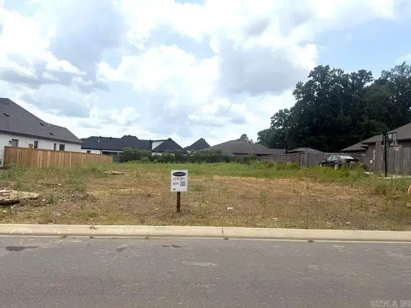 64 Lucia Lane, Maumelle, AR 72113