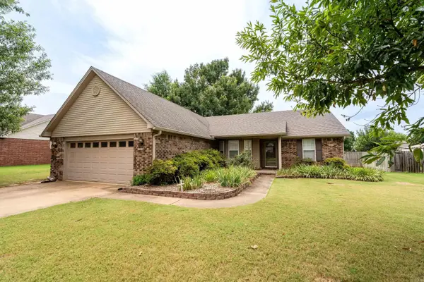 207 Crain Drive, Searcy, AR 72143