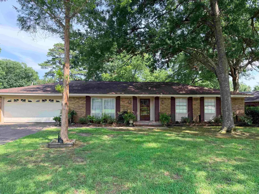 1505 Elm St, Crossett, AR 71635 - #3