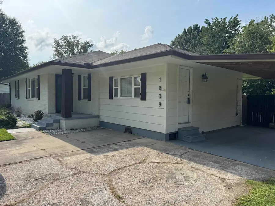 1809 Woodland Drive, Paragould, AR 72450 - #2