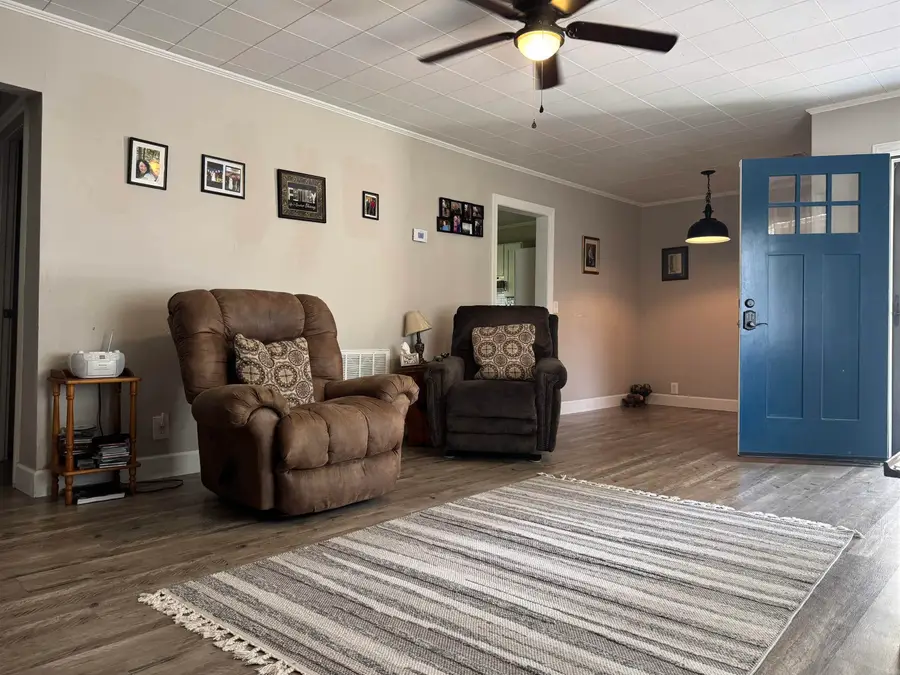 1809 Woodland Drive, Paragould, AR 72450 - #3