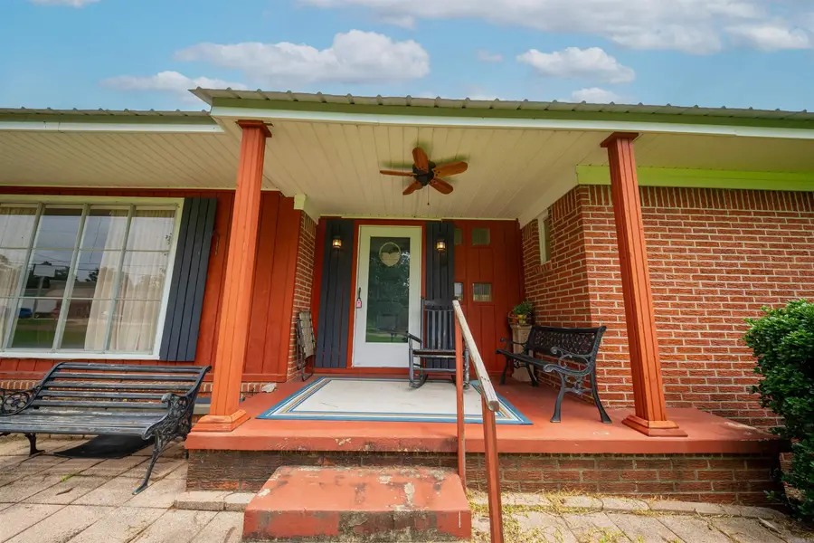 320 Jordan Avenue, Bearden, AR 71720 - #3