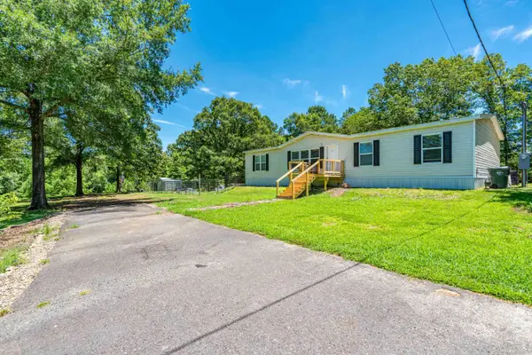 327 Nomoe Rd., Royal, AR 71968