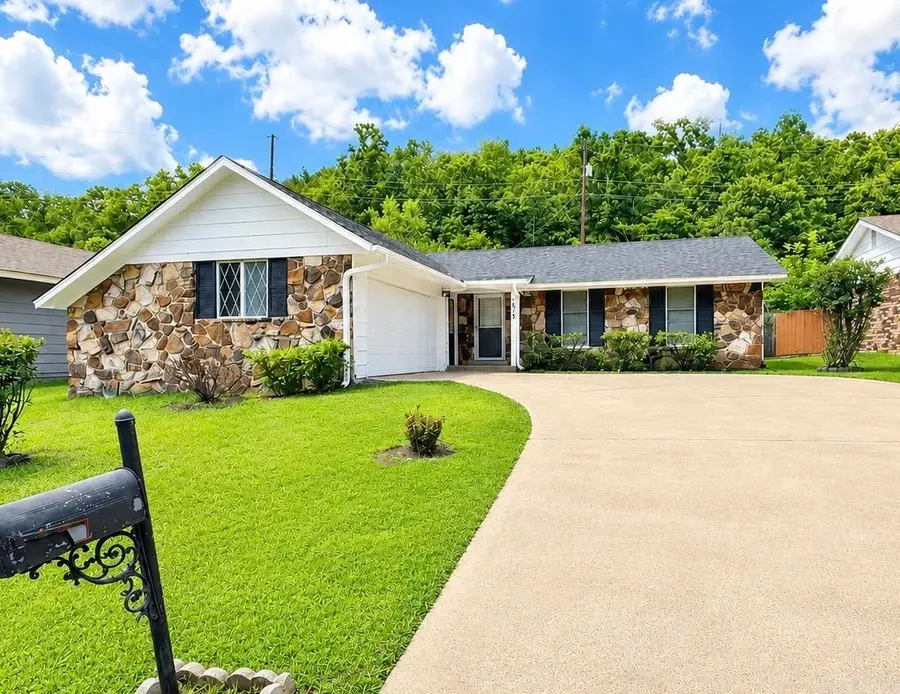 1913 Buffalo Trl, North Little Rock, AR 72118 - #2