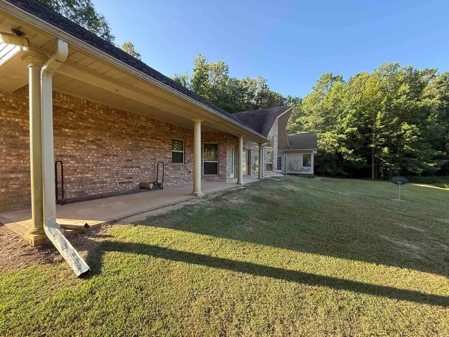 398 Barton Bethel Road, Nashville, AR 71852 - #2