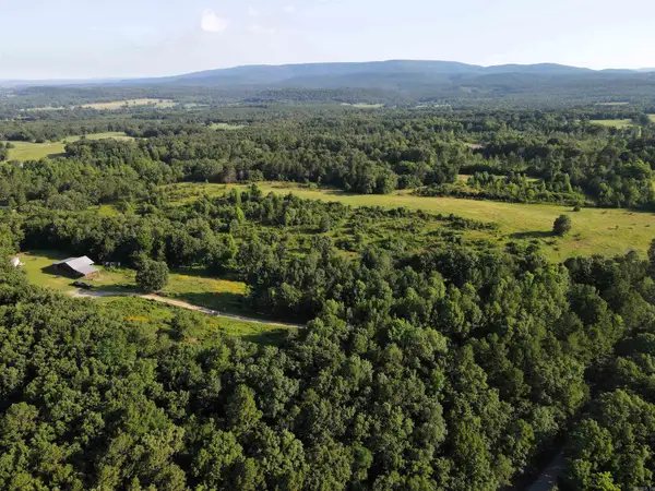 35 Cedar Creek Road, Jerusalem, AR 72080
