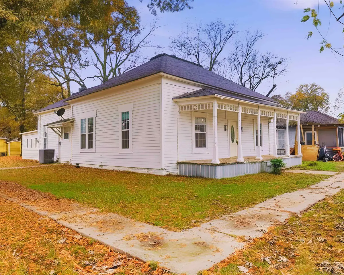 628 E 2nd Street, Stuttgart, AR 72160 - #1