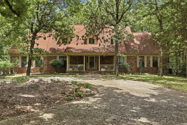 8 Woodsong Drive, Roland, AR 72135