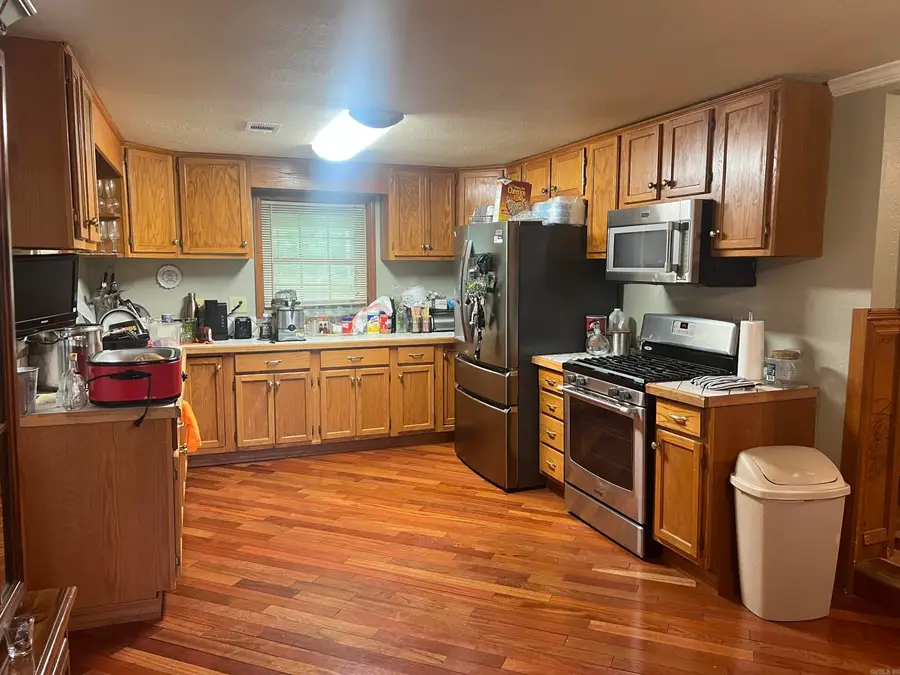 218 N 1st St, Madison, AR 72359 - #3