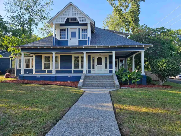 1202 Hobson Avenue, Hot Springs, AR 71913