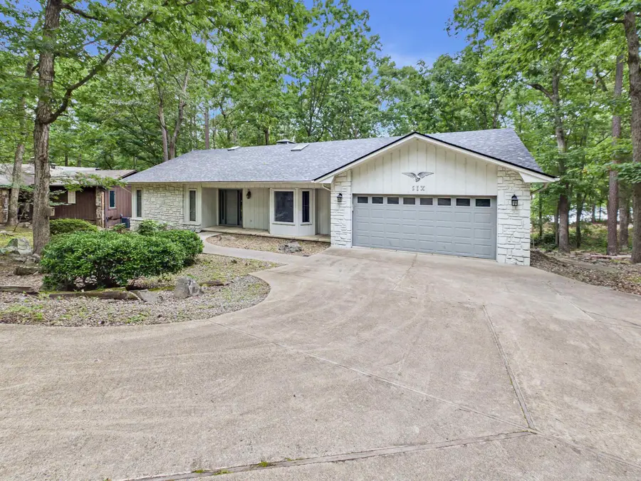 6 Castellon Drive, Hot Springs Village, AR 71909 - #3