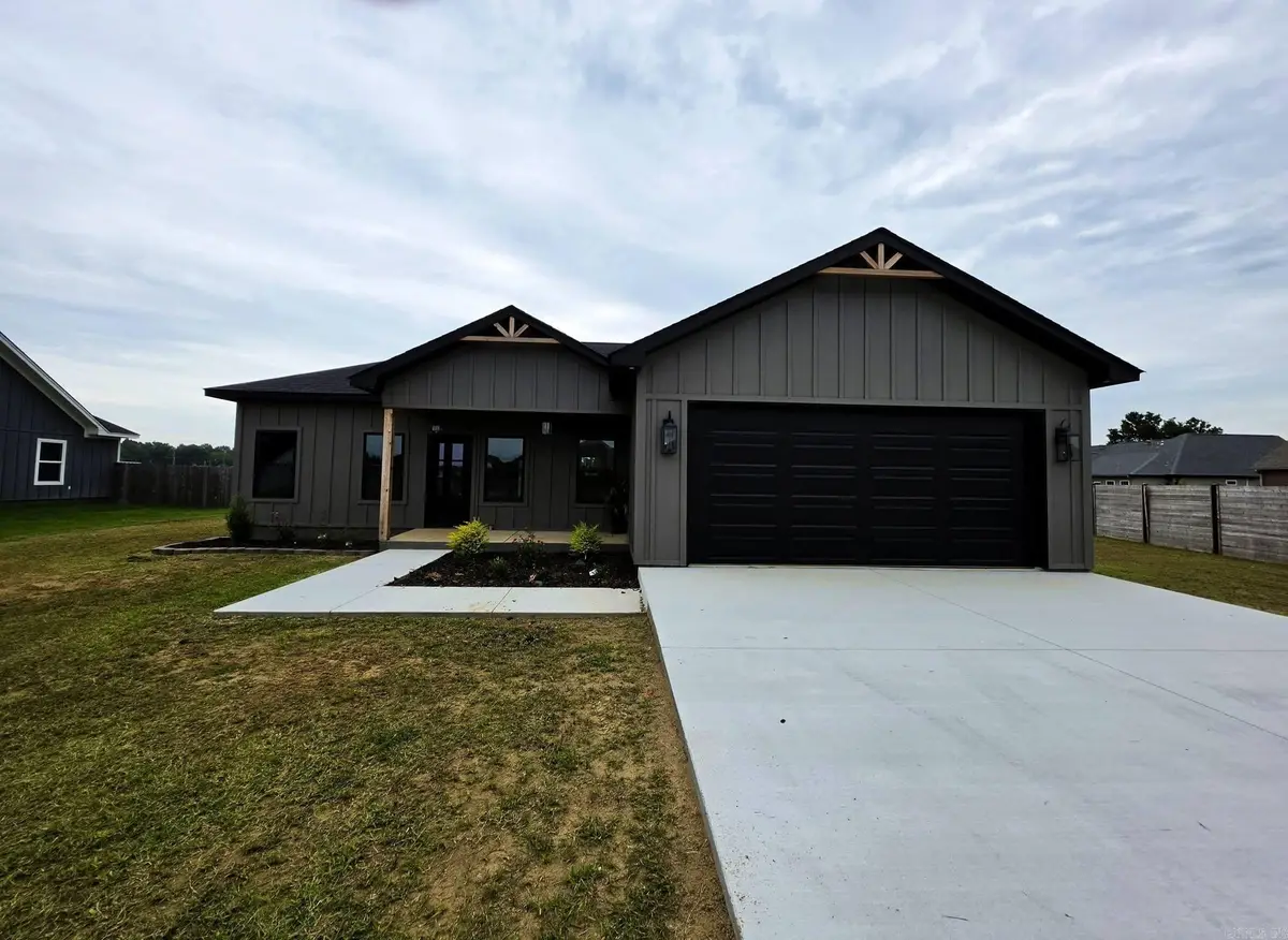 410 Olivia Dr, Newport, AR 72112 - #1