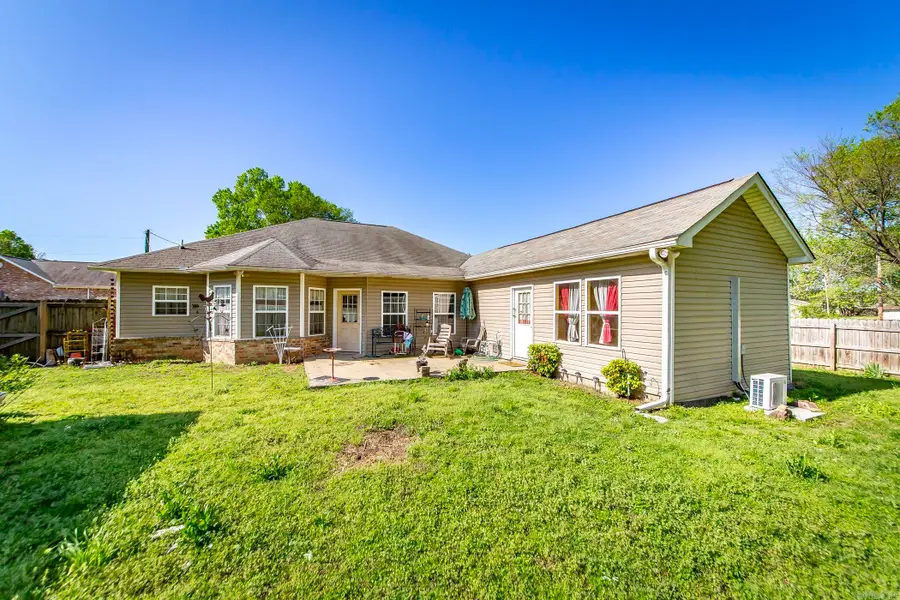 8 Cross Street, Mayflower, AR 72106 - #3