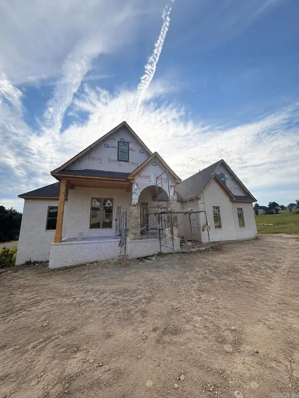 1 Bella View Drive, Greenbrier, AR 72058