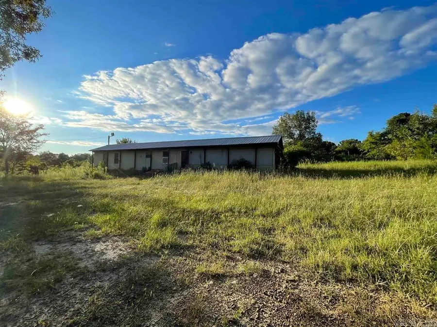 135 Bill Leach, Romance, AR 72136 - #2