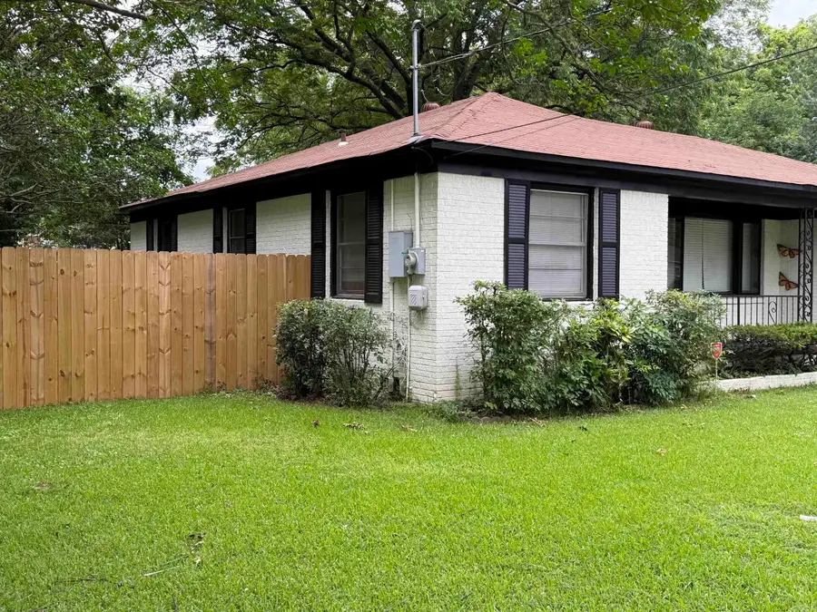 1300 W 43rd Street, North Little Rock, AR 72118 - #2