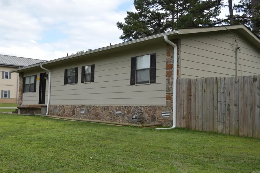 1201 W Front Street, Heber Springs, AR 72543 - #2