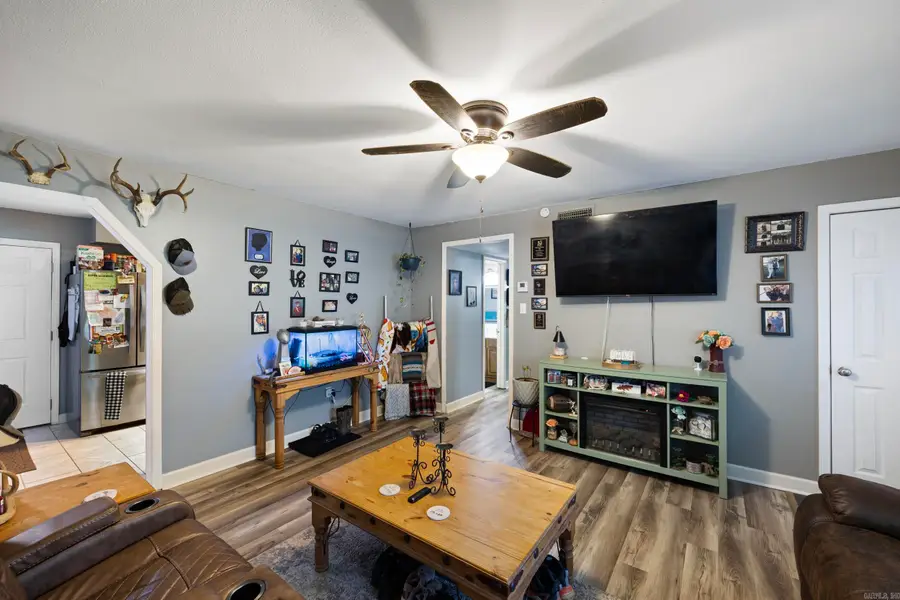 Address Withheld By Seller, Russellville, AR 72802 - #3