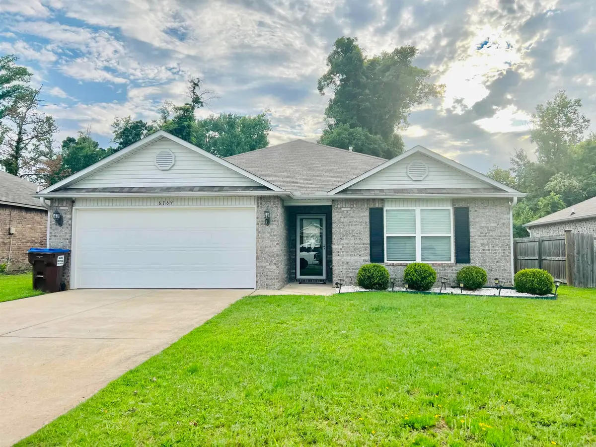 6169 Saddle Hill Dr, Alexander, AR 72002 - #1