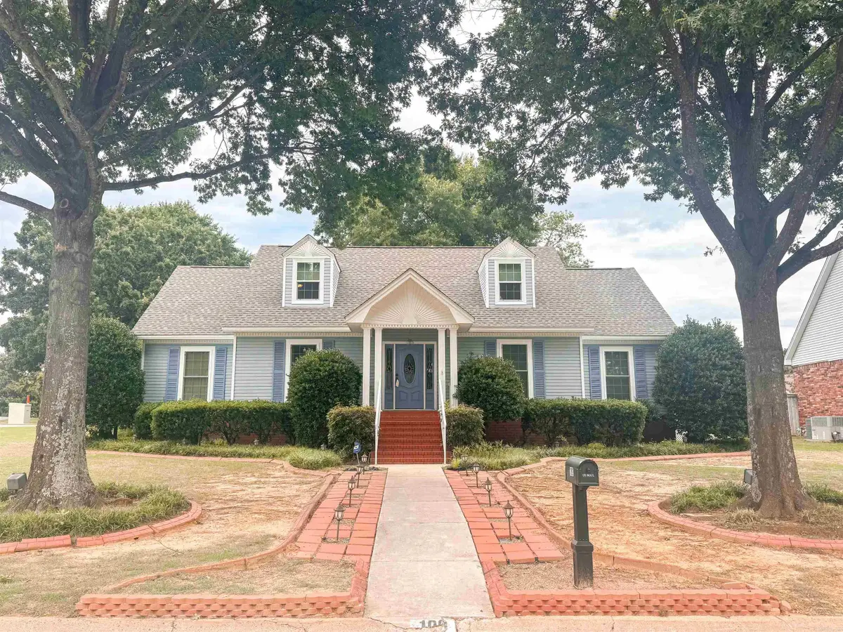100 Red Oak, Searcy, AR 72143 - #1
