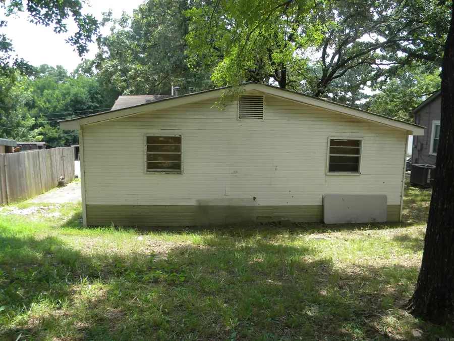 1109 W 49th Street, North Little Rock, AR 72118 - #3