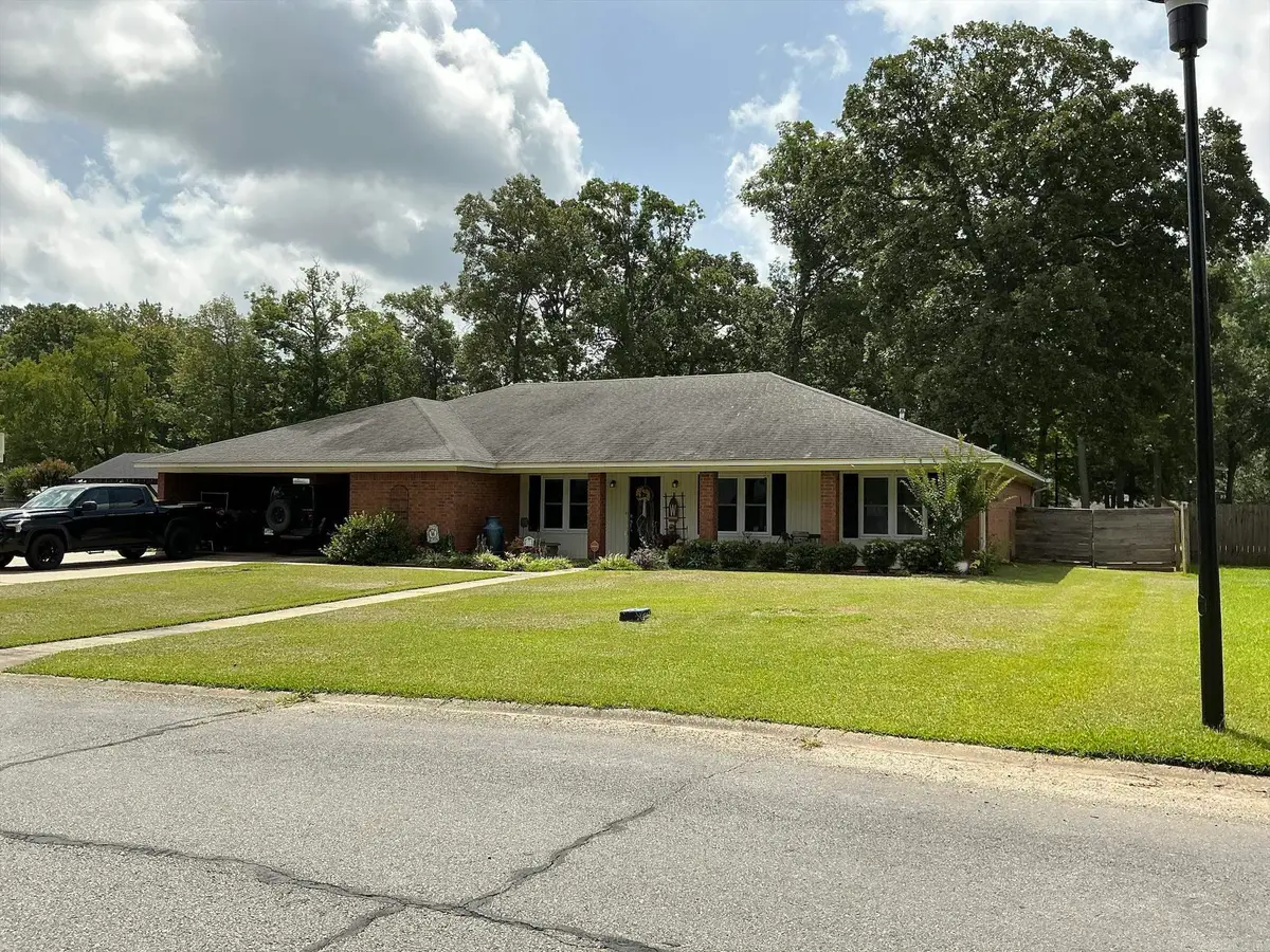 110 Sycamore Circle, Crossett, AR 71635 - #1