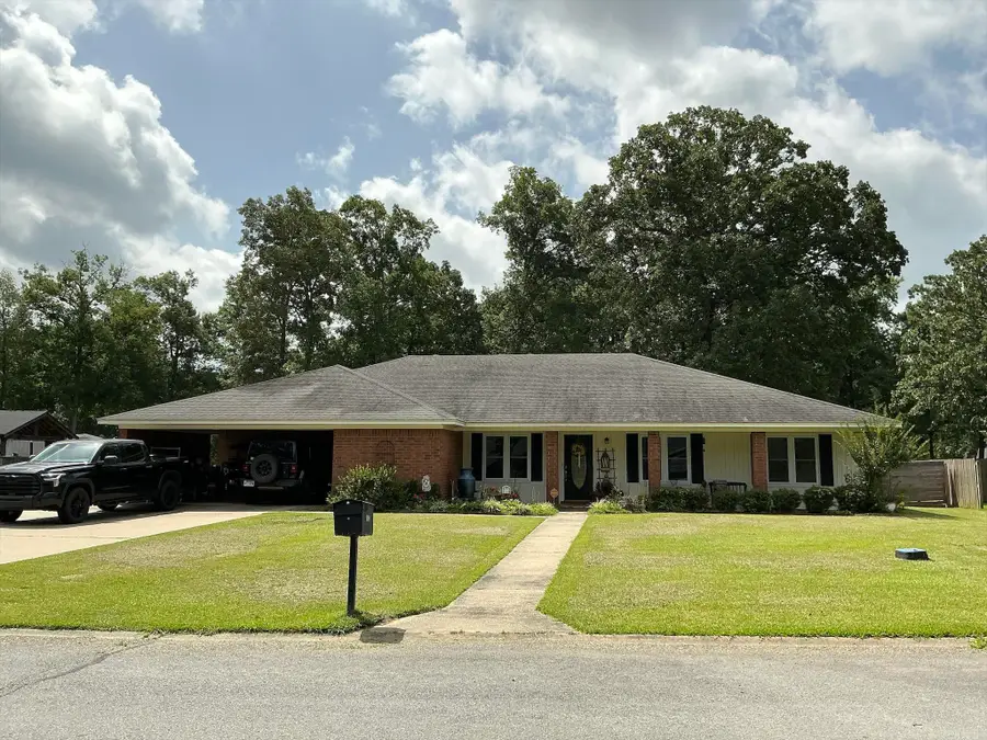 110 Sycamore Circle, Crossett, AR 71635 - #2