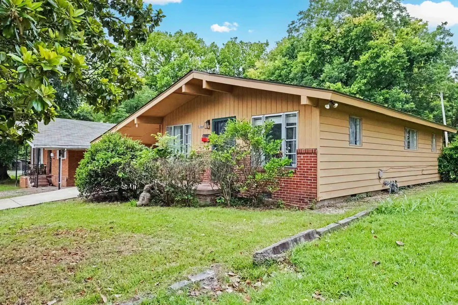 1866 Dennison St, Little Rock, AR 72202 - #2