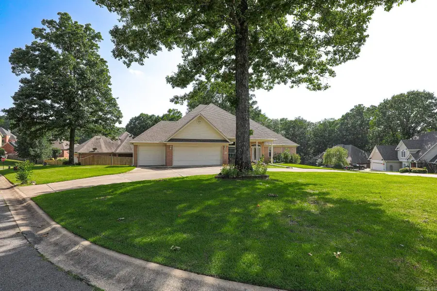 827 Miller Loop, Benton, AR 72019 - #3