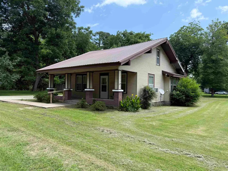 211 S 1st Street, Heber Springs, AR 72543 - #2