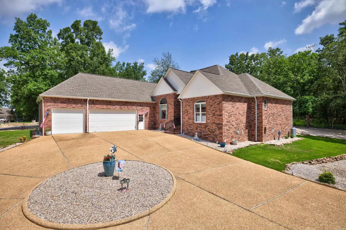 32 Sanchez Way, Hot Springs Village, AR 71909 - #1