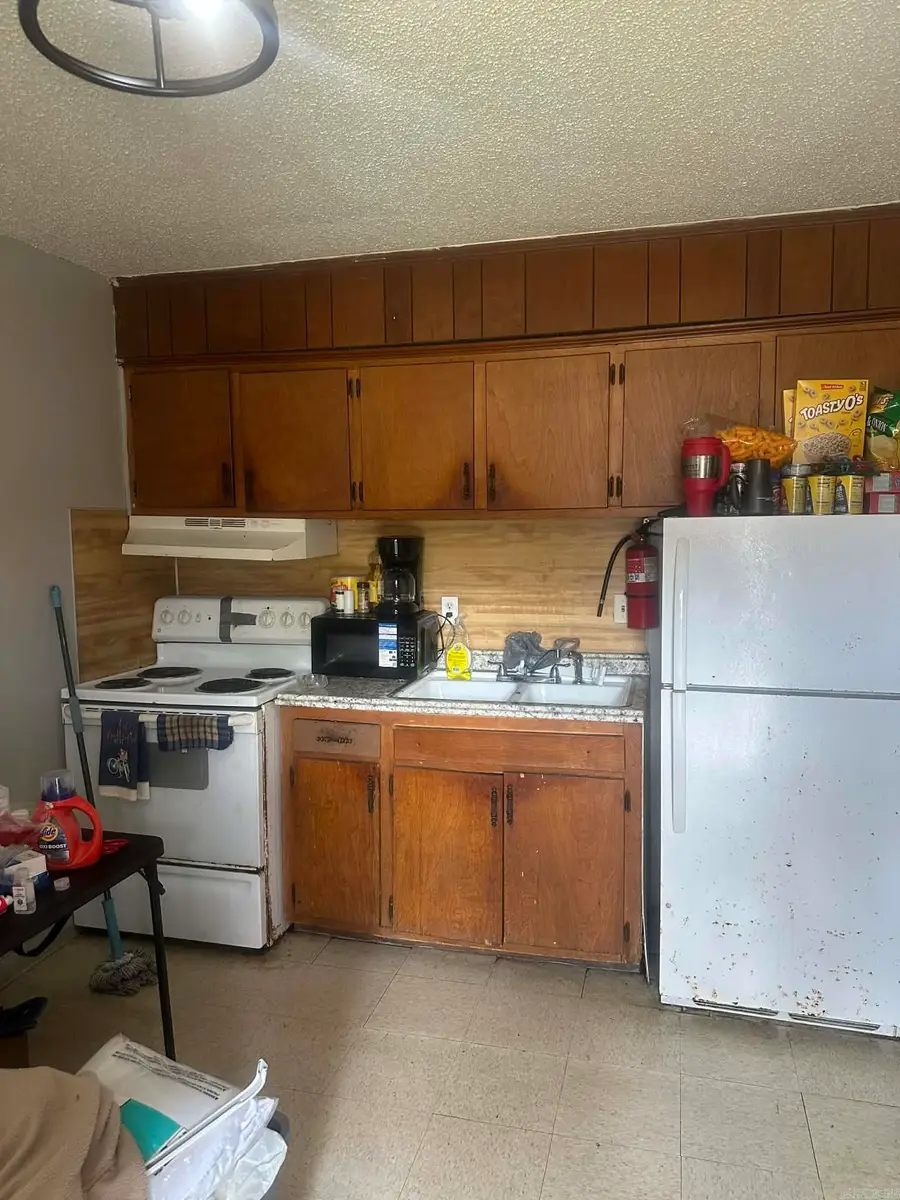 1717 S Olive Street, Pine Bluff, AR 71601 - #2