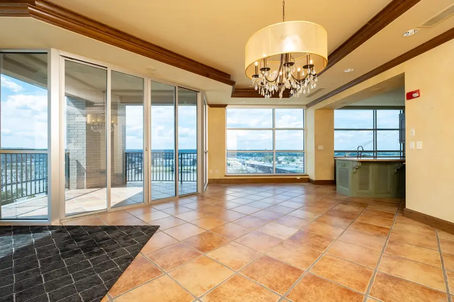 521 President Clinton Avenue #1306, Little Rock, AR 72201 - #2