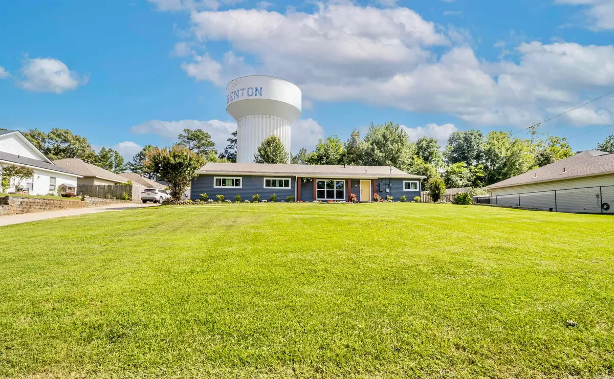 1617 Deerfield Rd, Benton, AR 72019 - #1