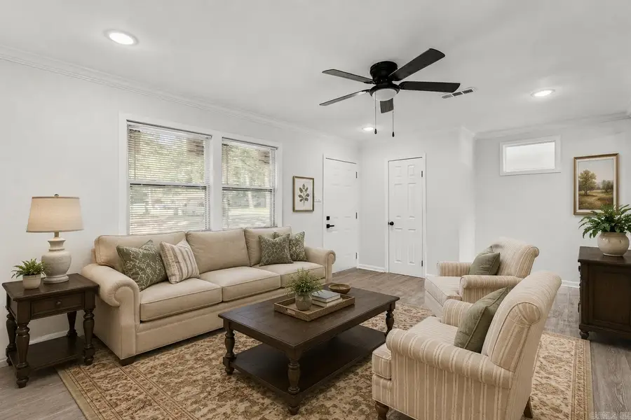 18 Westminister Drive, Little Rock, AR 72209 - #2