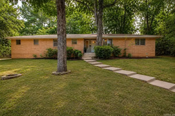 75 Indian Trail, Little Rock, AR 72227