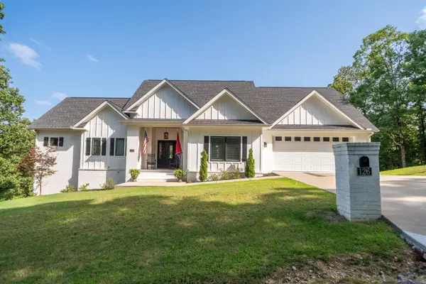 126 Morningside Dr, Hot Springs, AR 71913